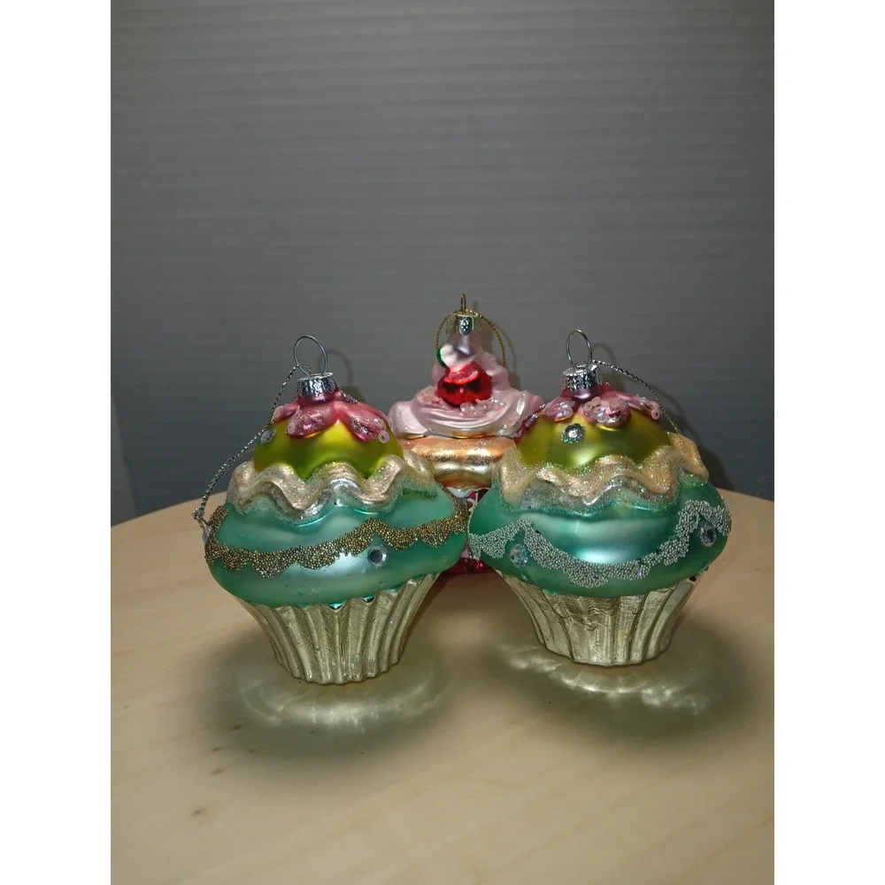 Lot Of 3 Pastel Glass Christmas Cupcakes